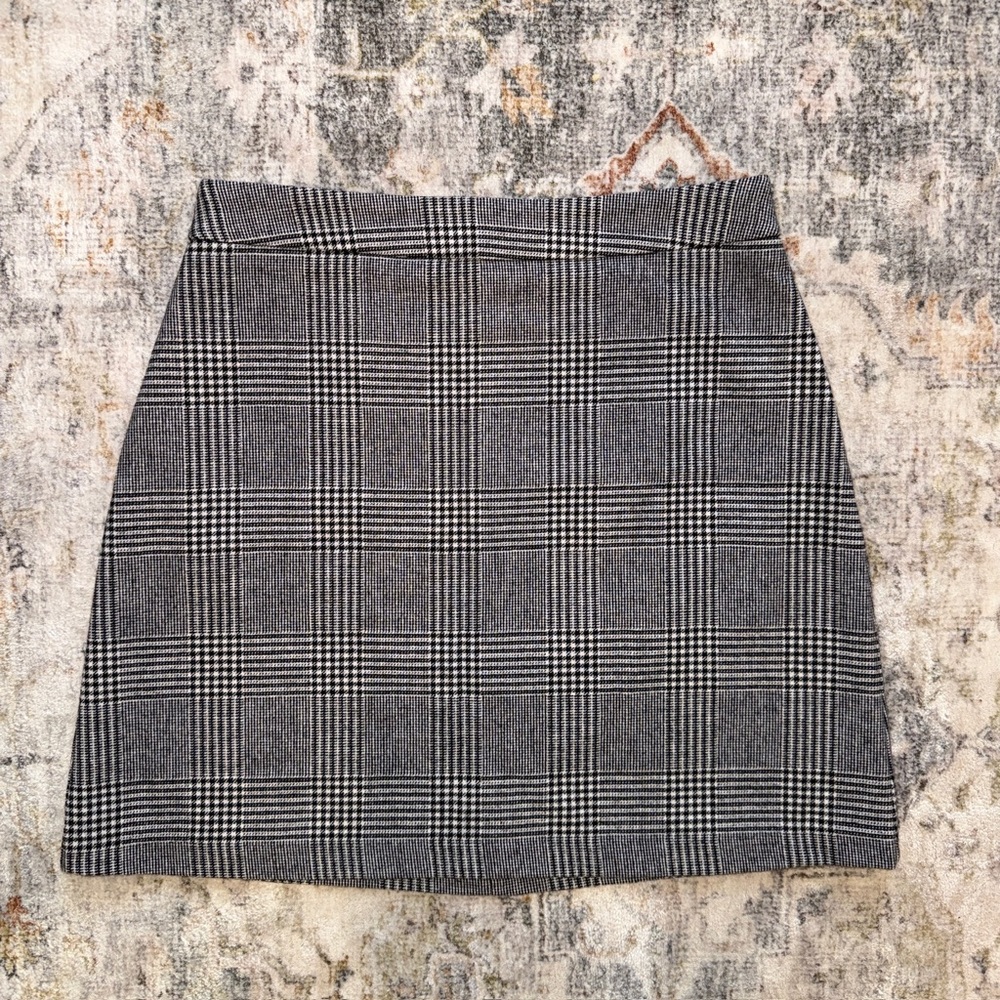 HUDSON NORTH | Wool Classic Black and White Plaid Skirt